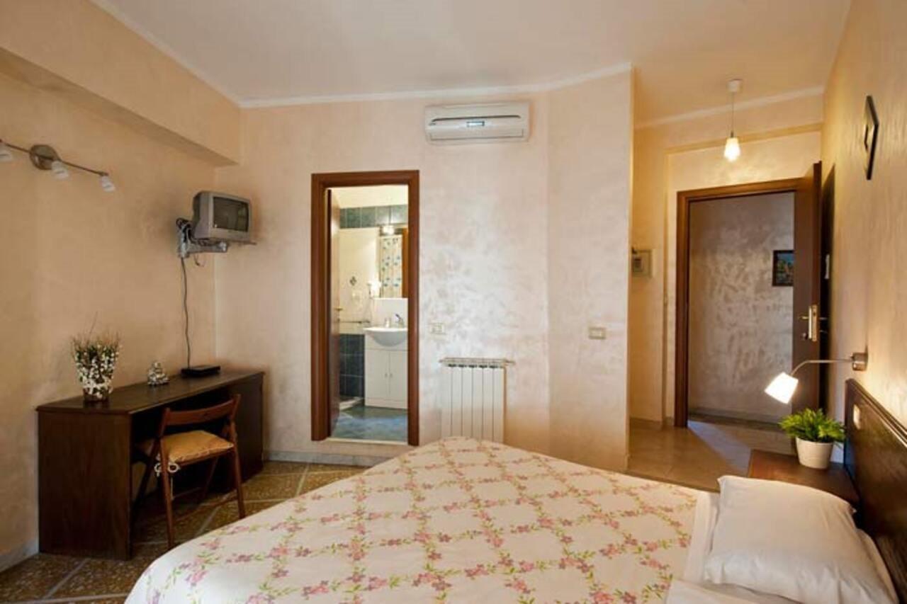 In Trastevere House Roma Eksteriør bilde