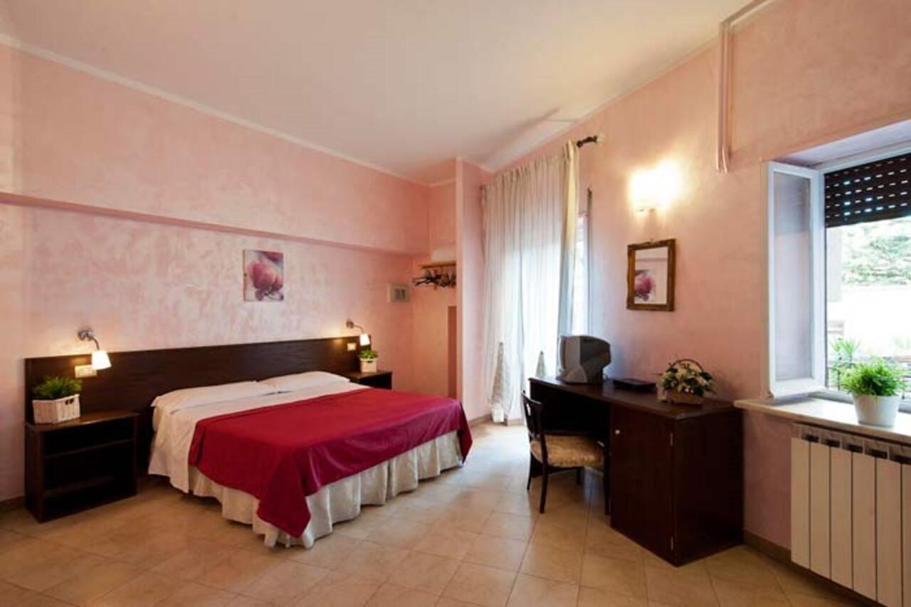 In Trastevere House Roma Eksteriør bilde
