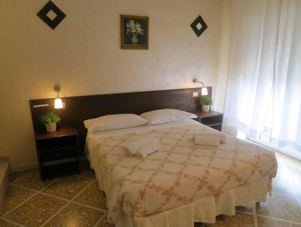 In Trastevere House Roma Eksteriør bilde